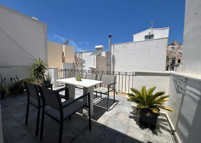 Apartament Porto Ermupoli